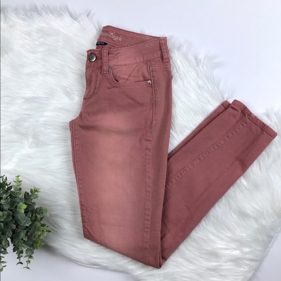 American Eagle Outfitters Denim - American Eagle Dusty Rose skinny jeans
